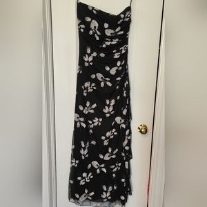 Strapless dress